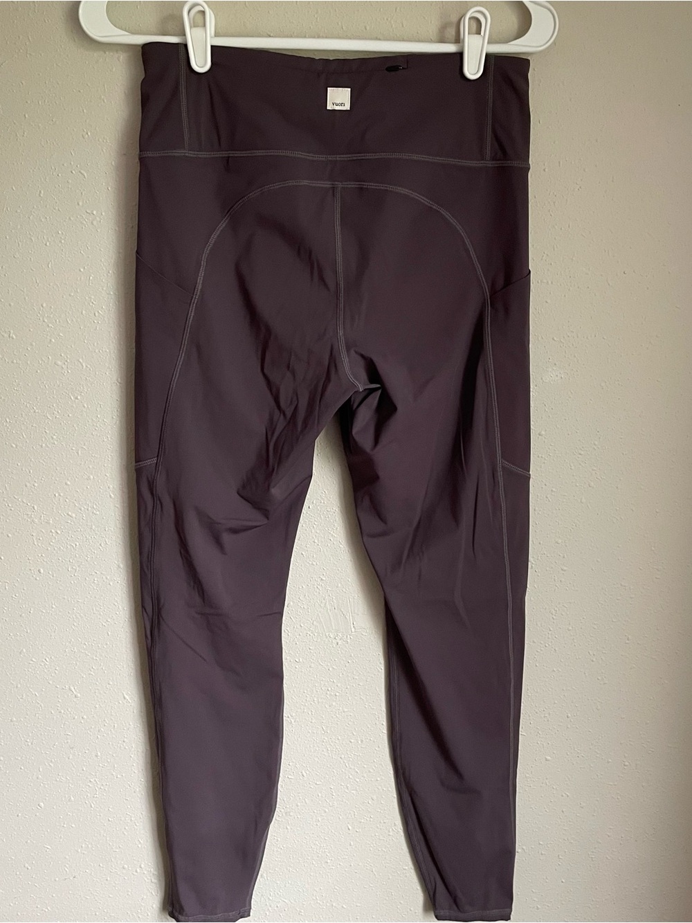 Vuori Stride leggings Athletic High-Waist Leggings in Deep Plum